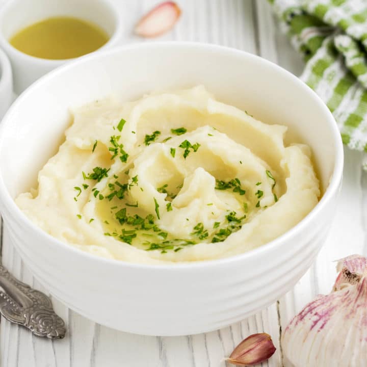 Creamy garlic parmesan potatoes  